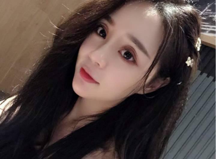 御姐范，很放荡