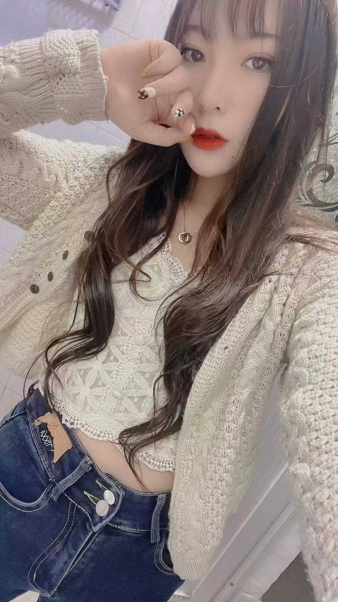 闵行区水很多的小妹妹